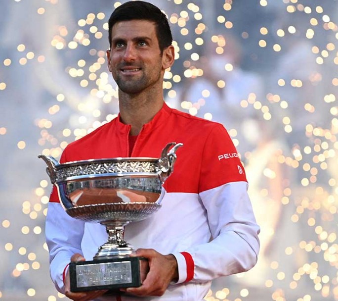Djokovic venció a Tsitsipas y conquistó su segundo Roland Garros